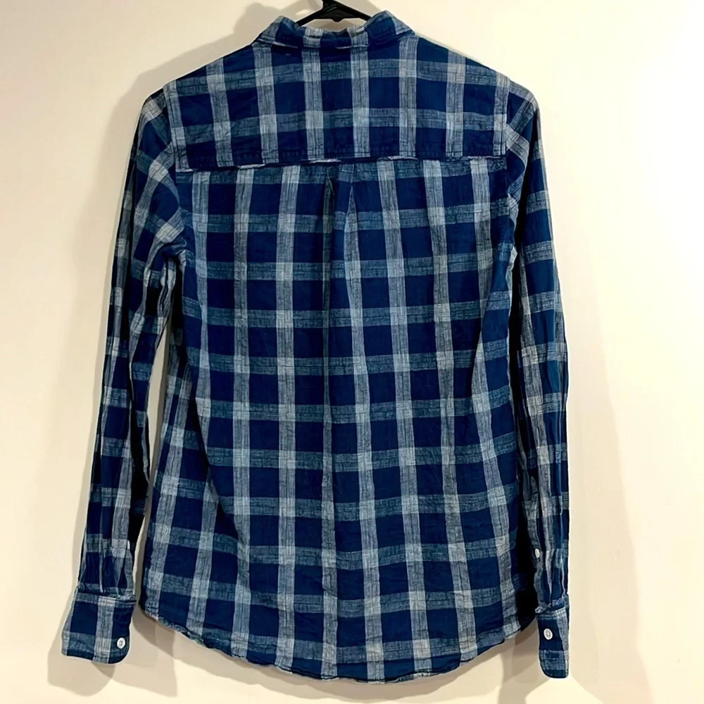 J.CREW Boy Fit Women’s 2 Navy White Plaid Long Sleeve Button Down Shirt Cotton